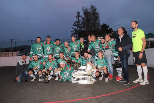 Kultov trofej kon 20 ron p na Skalitom